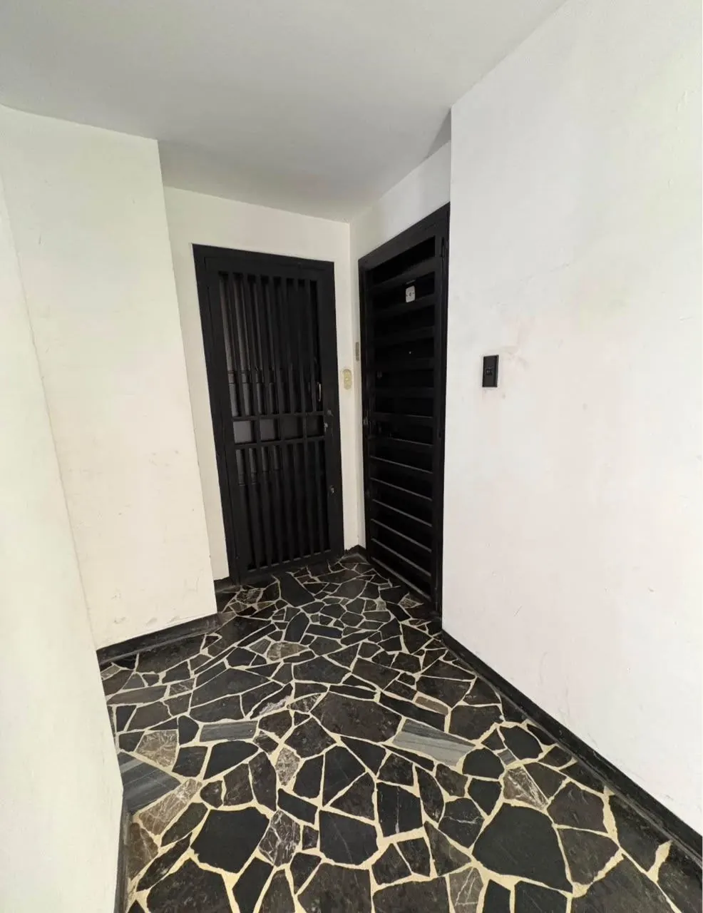 Apartamento-oficina en El Bosque, Chacao – foto 2