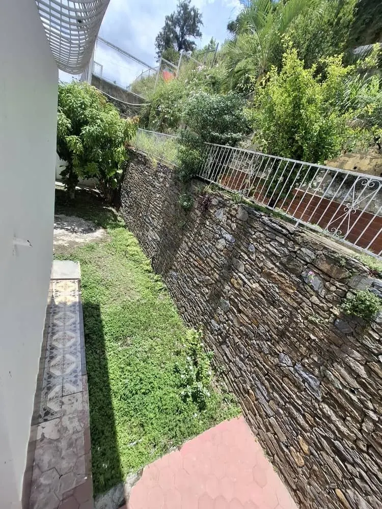 Casa de 2 niveles en Colinas de Vista Alegre – foto 8