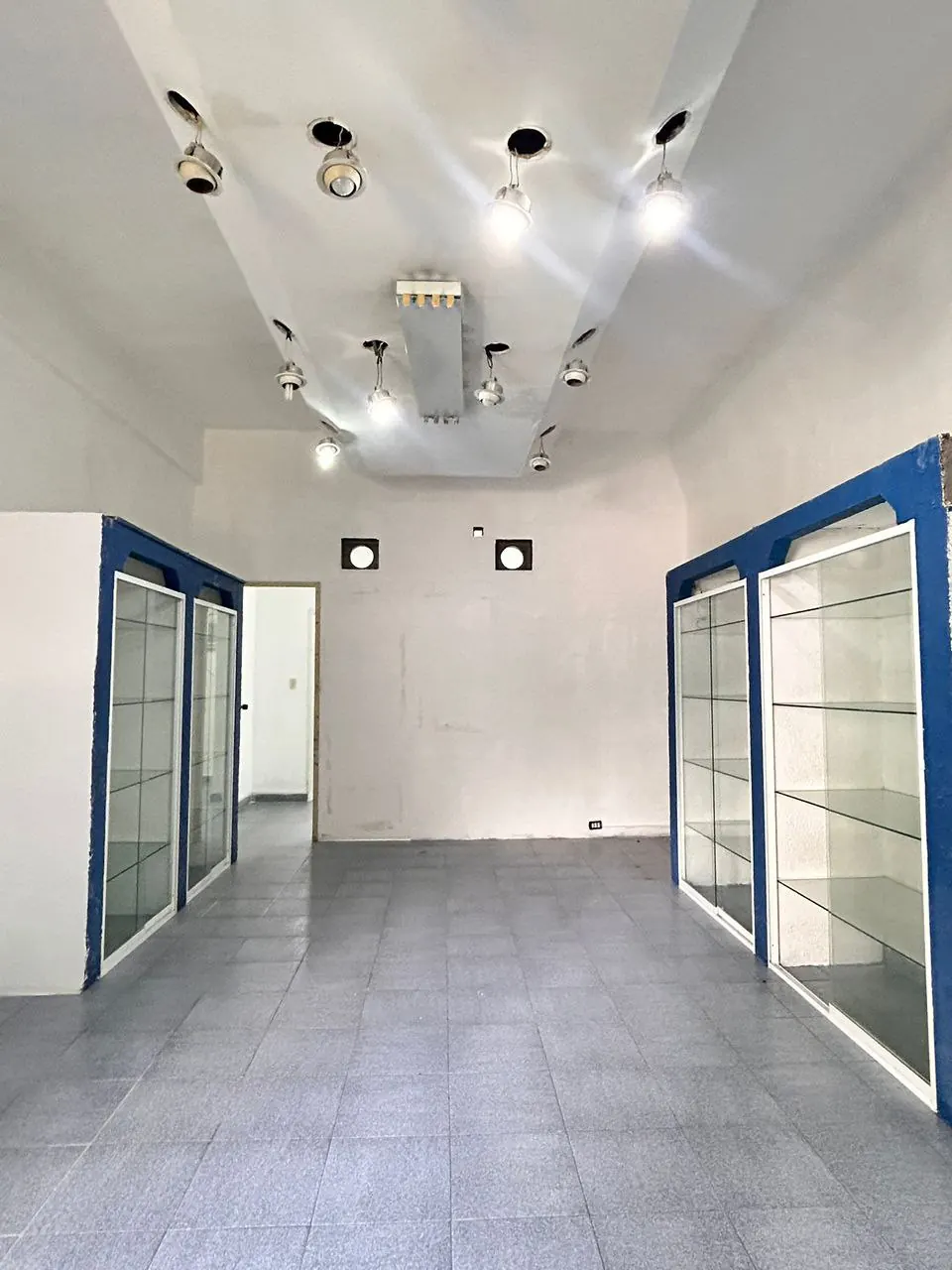 Local comercial en Res. Carlota Plaza – foto 4